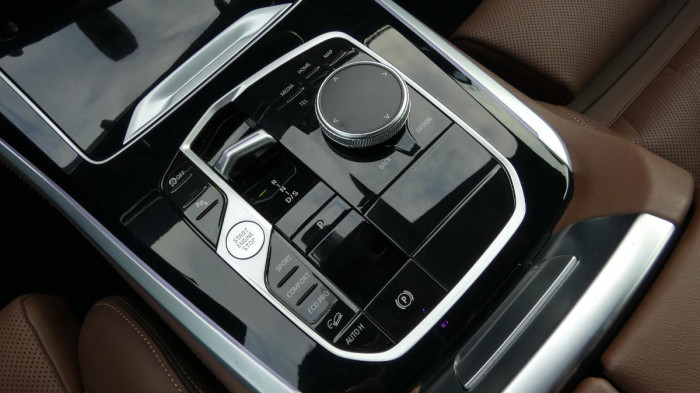 BMW X5 xDrive 40i M Sport na operativní leasing