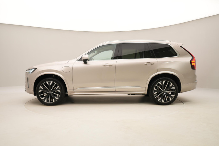 Volvo XC90 T8 AWD Plug-in BRIGHT PLUS 7m na operativní leasing