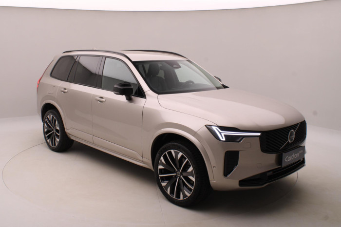 Volvo XC90 B5 AWD AUT DARK PLUS na operativní leasing