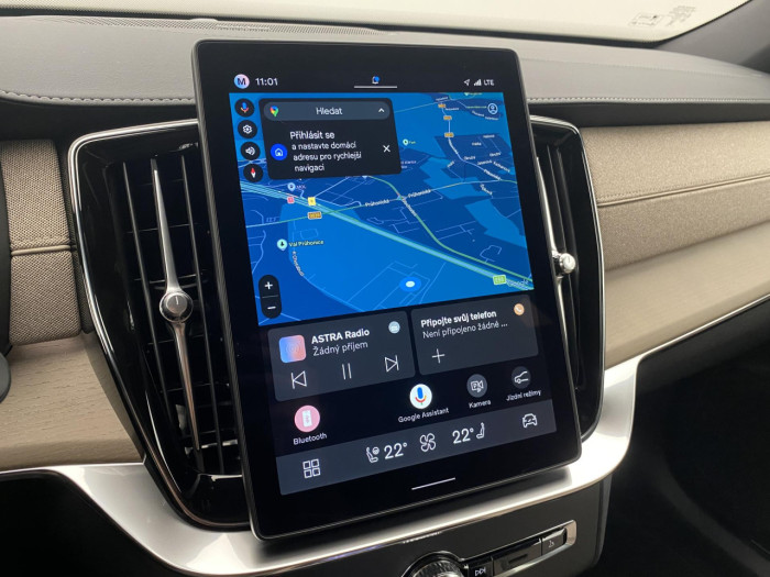 Volvo XC90 T8 AWD Plug-in BRIGHT PLUS 7m na operativní leasing