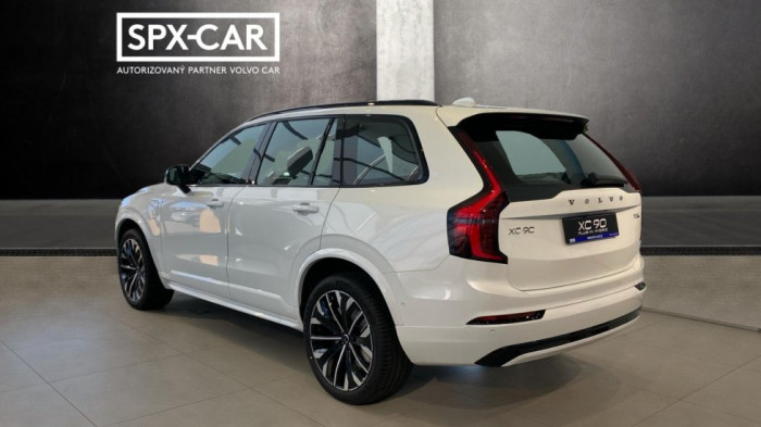 Volvo XC90 ULTRA DARK, T8 AWD, 228+107 kW / 310+145 HP na operativní leasing