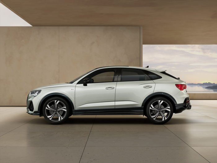 Audi Q3 Sportback S line 35 TFSI 110kW na operativní leasing