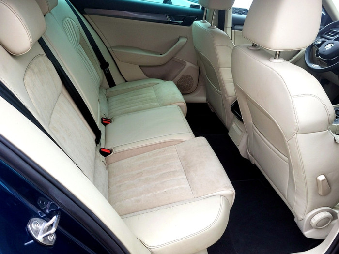 Škoda Superb Combi Style 1.4 PHEV160 kW DSG na operativní leasing