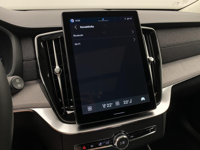 Volvo XC90 B5 AWD AUT DARK PLUS 7míst na operativní leasing