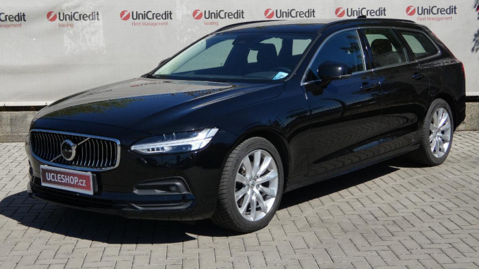 Volvo V90 B4 mHEV AWD aut. Momentum Pro na operativní leasing