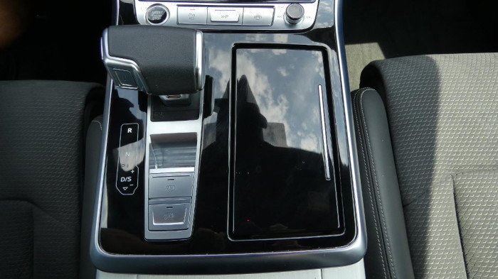 Hyundai i30 Kombi 1.5 T-GDI mHEV Family Co na operativní leasing
