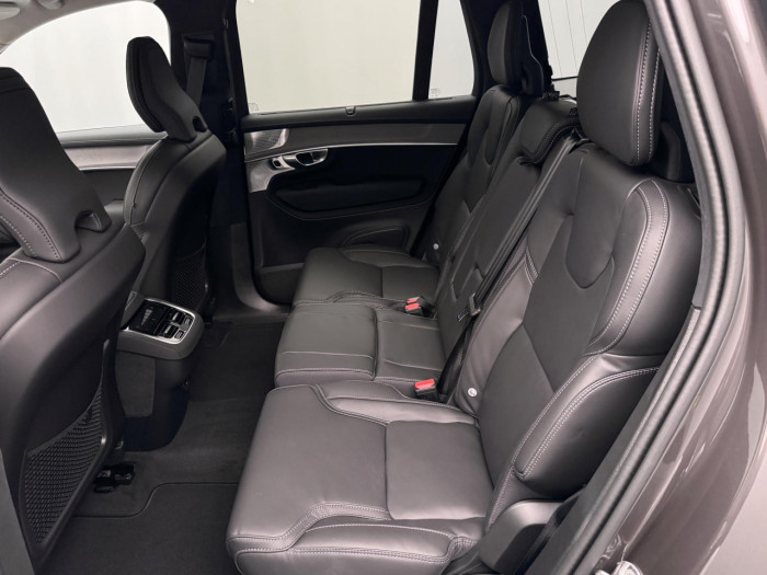 Volvo XC90 B5 AWD AUT BRIGHT ULTRA 7-míst na operativní leasing