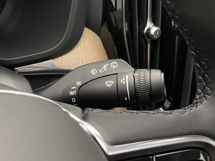 Volvo XC60 B5 AWD AUT BRIGHT PLUS na operativní leasing