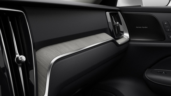 Volvo V60 B4 AUT BRIGHT PLUS na operativní leasing