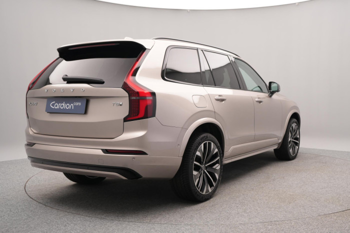 Volvo XC90 T8 AWD Plug-in DARK PLUS 7m na operativní leasing