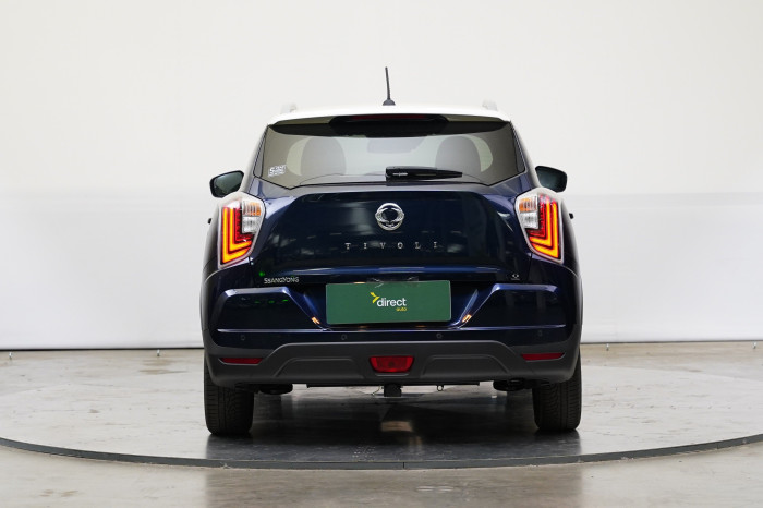 Ssang Yong Tivoli 1.5 T-GDI 120 kW Fizz na operativní leasing