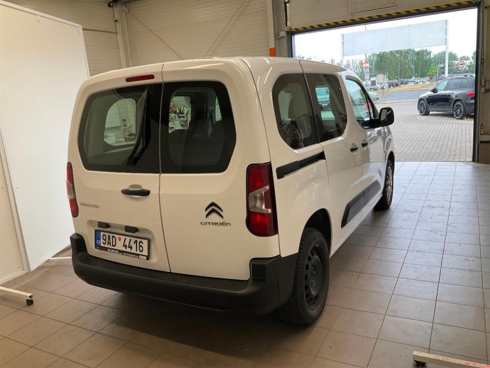 Renault Captur 1,3 TCe 140 Techno EDC na operativní leasing