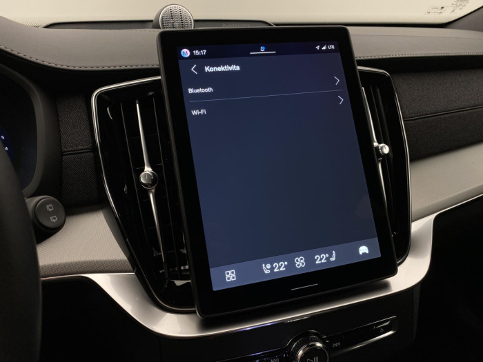 Volvo XC90 B5 AWD AUT BLACK EDITION PLUS na operativní leasing