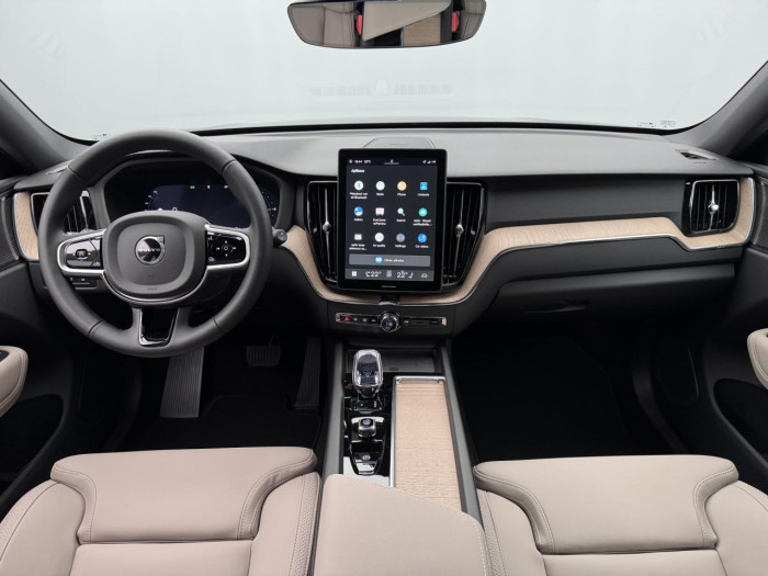 Volvo XC60 T6 AWD AUT BRIGHT PLUS na operativní leasing