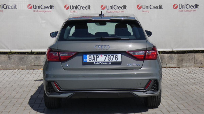 Audi A1 35 TFSI S-line Stronic na operativní leasing