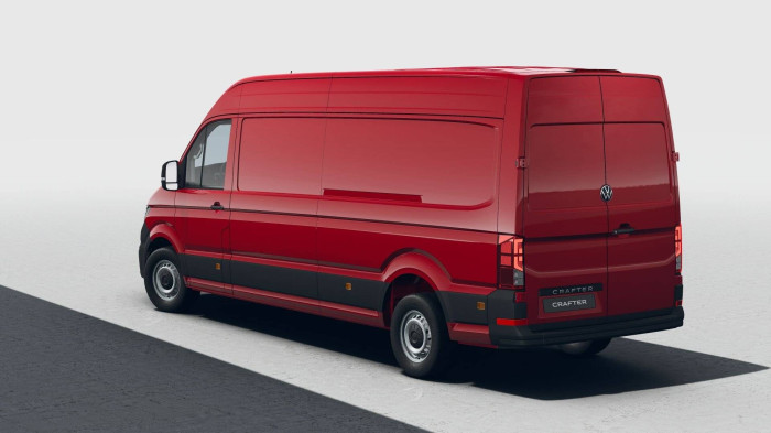 Volkswagen Crafter skříň 35 2,0 TDI 103kW 6G FWD DR na operativní leasing