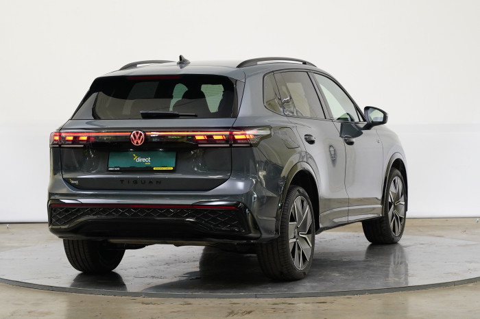 Volkswagen Tiguan 2.0 TSI 150 kW DSG 4x4 R-Line na operativní leasing