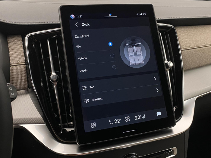 Volvo XC90 B5 AWD AUT CORE 7míst na operativní leasing