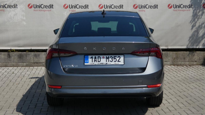 Škoda Kodiaq 2,0 TSI 140 kW L&K 4x4 DSG na operativní leasing