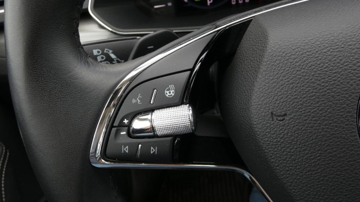 Škoda Superb Combi 2,0 TDI DSG Style na operativní leasing