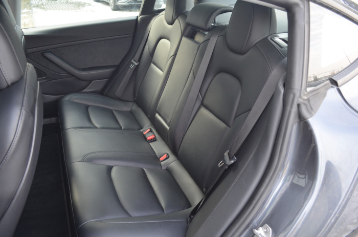 Tesla Model 3 Long Range (2021 najeto cca. 80000km) na operativní leasing