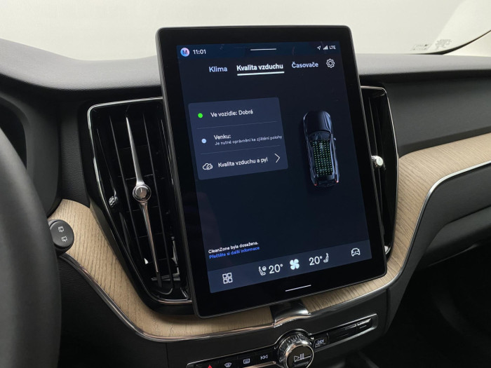 Volvo XC60 B5 AWD AUT BRIGHT PLUS na operativní leasing