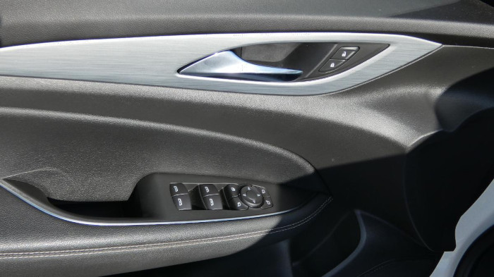 Opel Insignia 2,0 T 4x4 GSi na operativní leasing