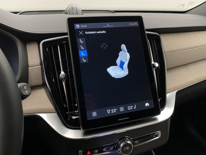 Volvo XC90 B5 AWD AUT BRIGHT PLUS 7míst na operativní leasing