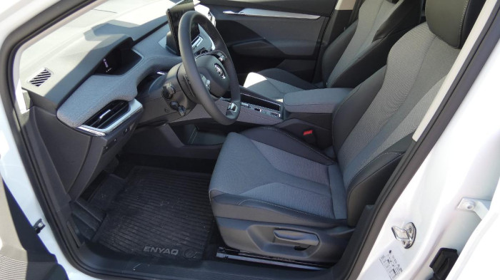 Škoda Enyaq iV 85 RWD Clever na operativní leasing