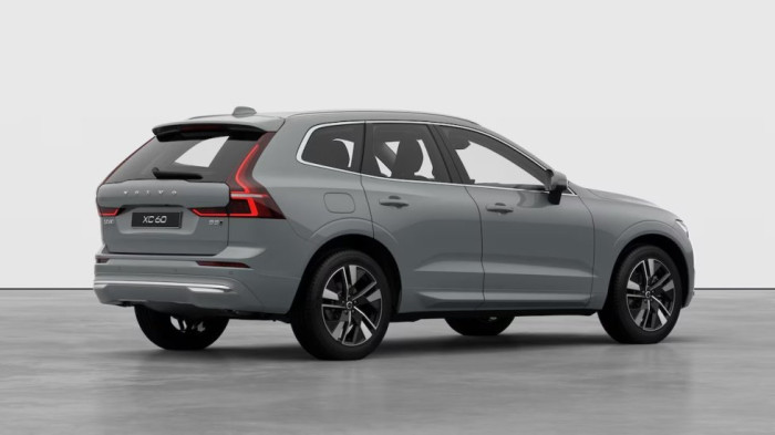 Volvo XC60 PLUS BRIGHT, B5 AWD, 184+10 kW / 250+14 HP na operativní leasing