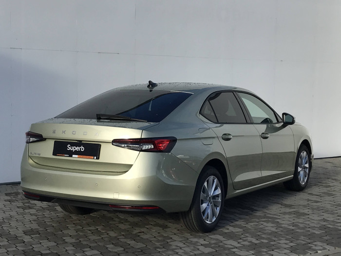 Škoda Superb Selection 7DSG 2,0TDI / 110kW na operativní leasing