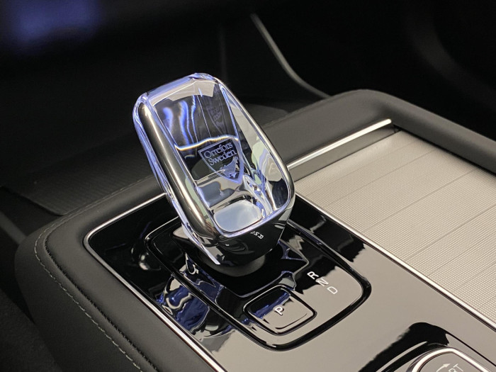 Volvo XC90 B5 AWD BLACK EDITION PLUS 7 na operativní leasing