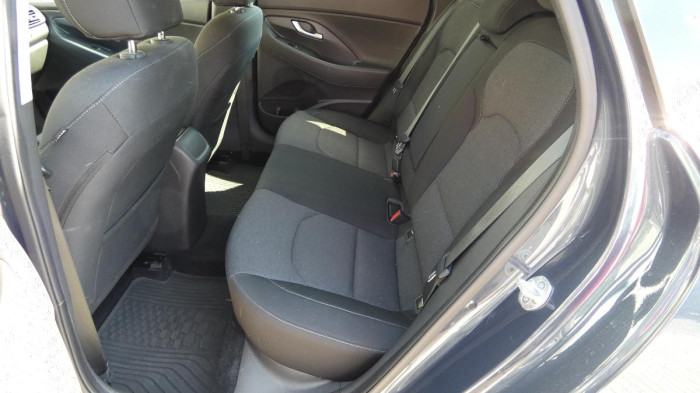 Hyundai i30 1.0 T-GDI Start Plus kombi na operativní leasing