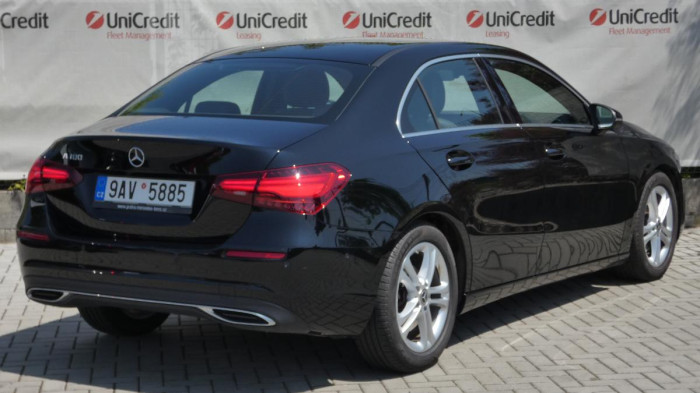 Mercedes-Benz Třídy A 180 Sedan na operativní leasing