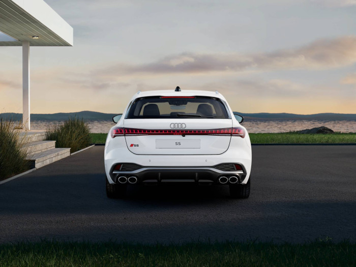 Audi S5 Avant TFSI 270 kW quattro na operativní leasing