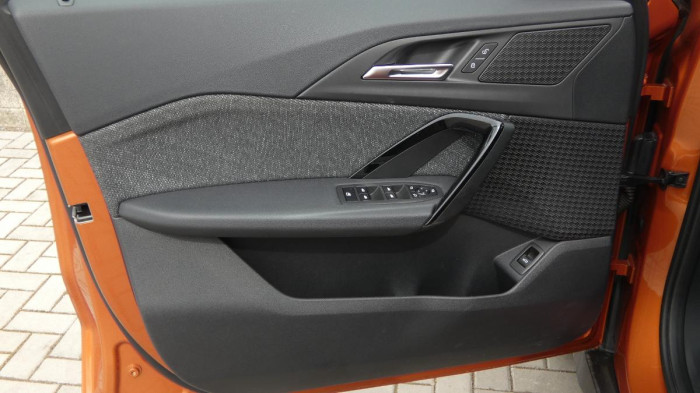 BMW X1 sDrive 18i na operativní leasing
