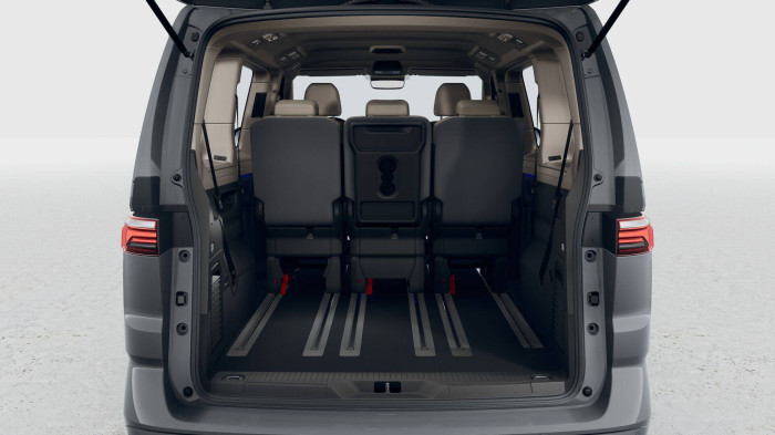 Volkswagen Multivan Trend 7DSG 2,0TDI / 110kW (5 míst) na operativní leasing