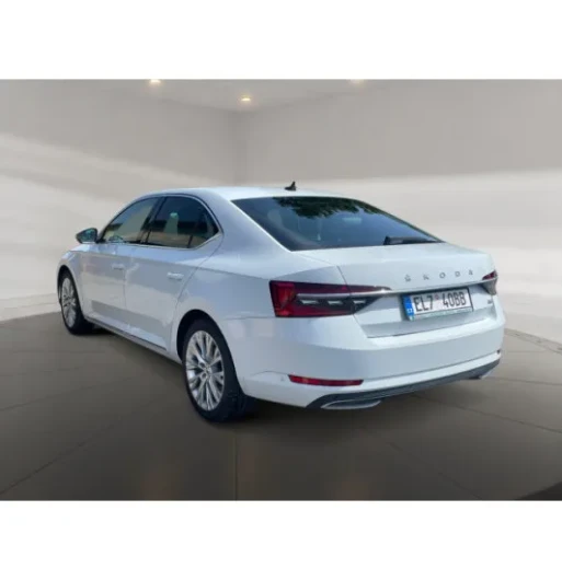 Škoda Superb 1.4PHEV 160 L&K AT na operativní leasing