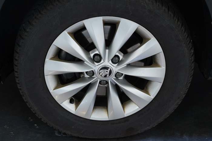 Škoda Karoq 2.0 TDI 85 kW DSG Ambition na operativní leasing