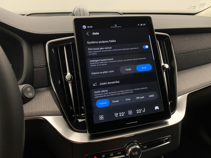 Volvo XC90 T8 AWD Plug-in BRIGHT ULTRA na operativní leasing