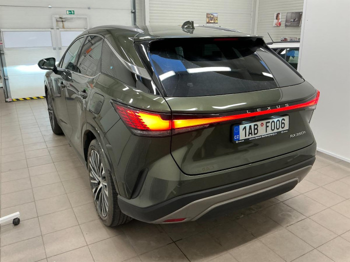 Lexus RX 350h 2.5 HEV 4x4 E-Four e-CVT Execu na operativní leasing