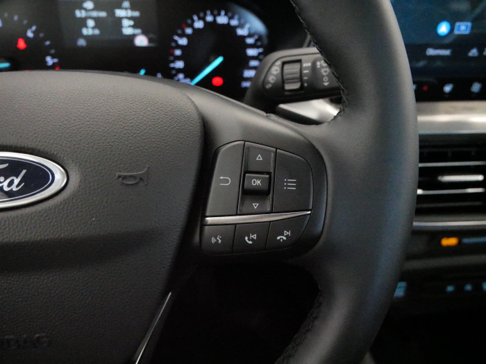 Ford Focus 1.5 TDCI 88 kW Titanium na operativní leasing