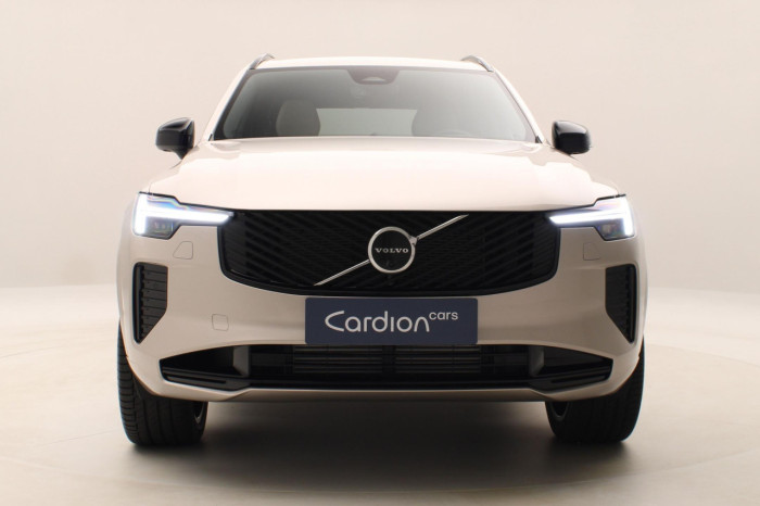 Volvo XC90 T8 AWD Plug-in DARK PLUS 7m na operativní leasing