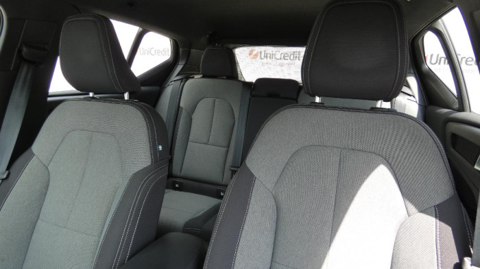 Volvo XC40 B3 Bright Plus aut. na operativní leasing