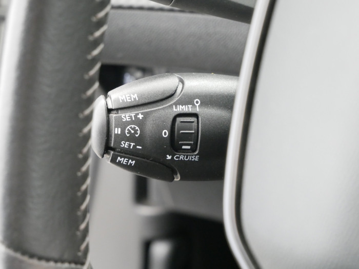 Peugeot 2008 1.2 PureTech 84 kW Active na operativní leasing
