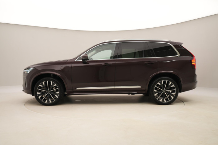 Volvo XC90 T8 AWD Plug-in BRIGHT PLUS 7m na operativní leasing
