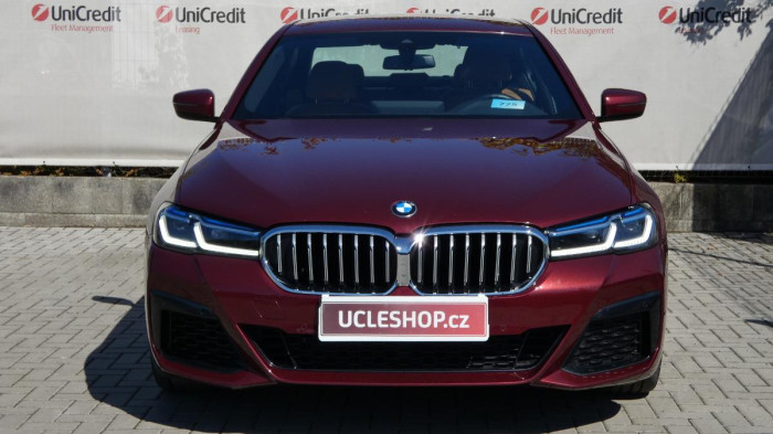BMW Řada 5 540i xDrive M Sport na operativní leasing