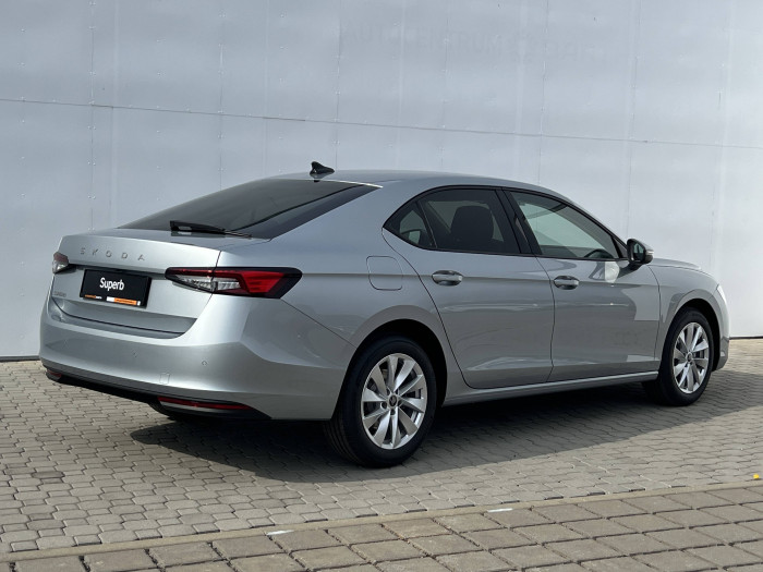 Škoda Superb Selection 7DSG 2,0TDI / 110kW na operativní leasing