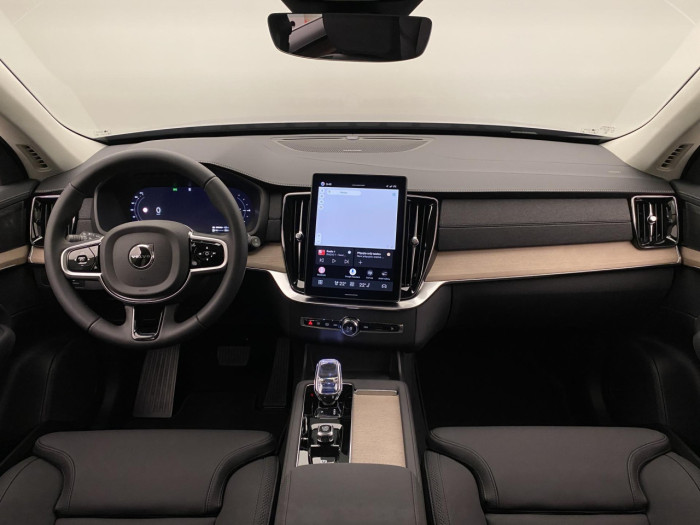 Volvo XC90 T8 AWD RECHARGE BRIGHT PLUS 7m na operativní leasing