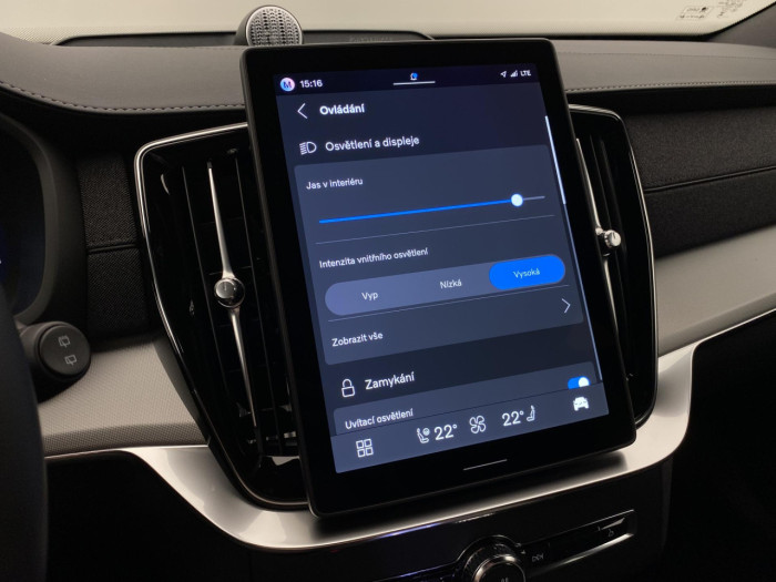 Volvo XC90 B5 AWD AUT BLACK EDITION PLUS na operativní leasing